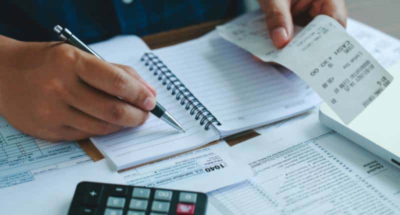Partita IVA forfettaria: calcolo di tasse e contributi