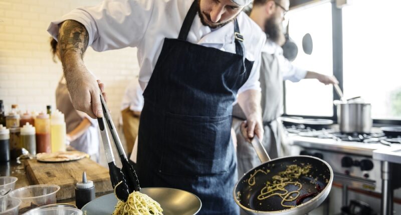 Aprire un ristorante senza esperienza