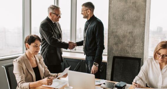 Come gestire il cliente di un altro professionista, in modo trasparente