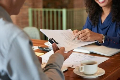 Bonus giovani e donne per l’assunzione: tutte le risposte alle domande frequenti dei datori di lavoro