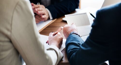 Recensioni online, l’Antitrust apre la consultazione: le nuove regole