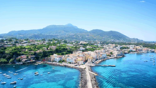 Bando FUNT 2025, al via le domande per gli incentivi per il turismo