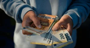 chi non paga le tasse in Italia