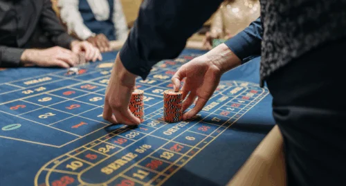 Come diventare croupier