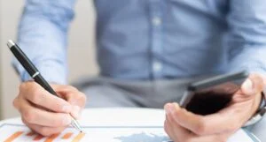 quanto si guadagna nei servizi finanziari in Italia