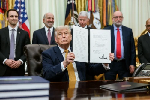 Fine tregua USA Iran, conseguenze su prezzi e mutui